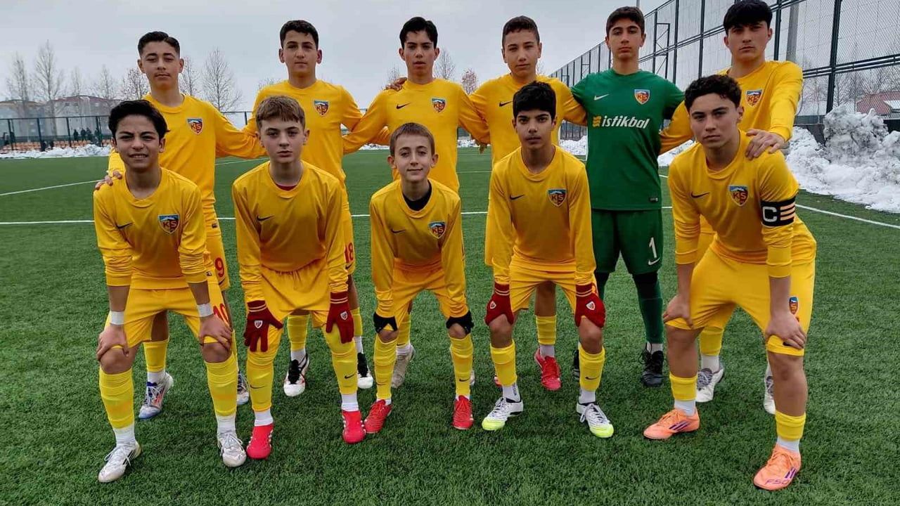 Gelişim Ligi U-14: Kayserispor ve Ankara Demirspor Berabere Kaldı