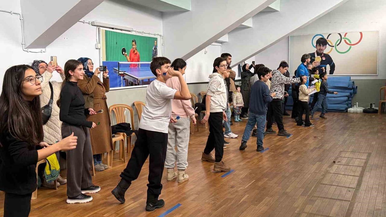 Gençler Yarıyıl Tatilinde Spor ve Sanatla Buluşuyor