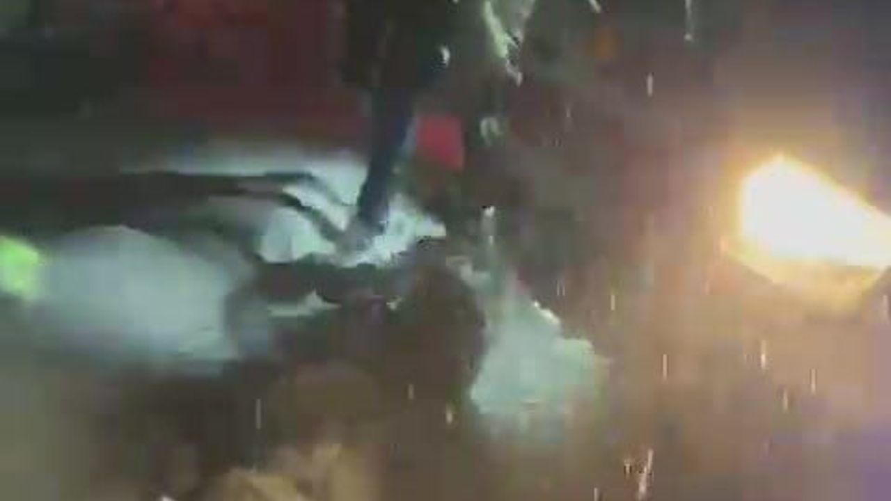 Gercüş'te Karla Mücadele: Mahsur Kalan Hasta ve Ambulans Kurtarıldı