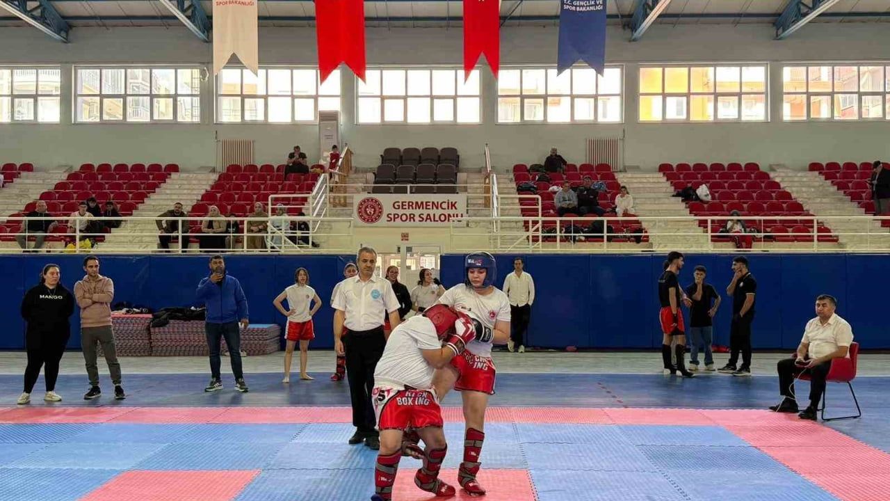 Germencik'te Heyecan Dolu Kick-Boks Müsabakaları Düzenlendi