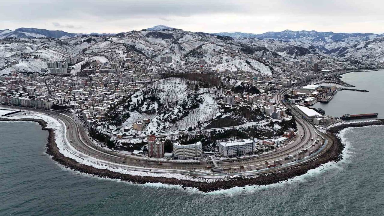 Giresun'un Beyaz Süslemesi: Kartpostallık Manzaralar