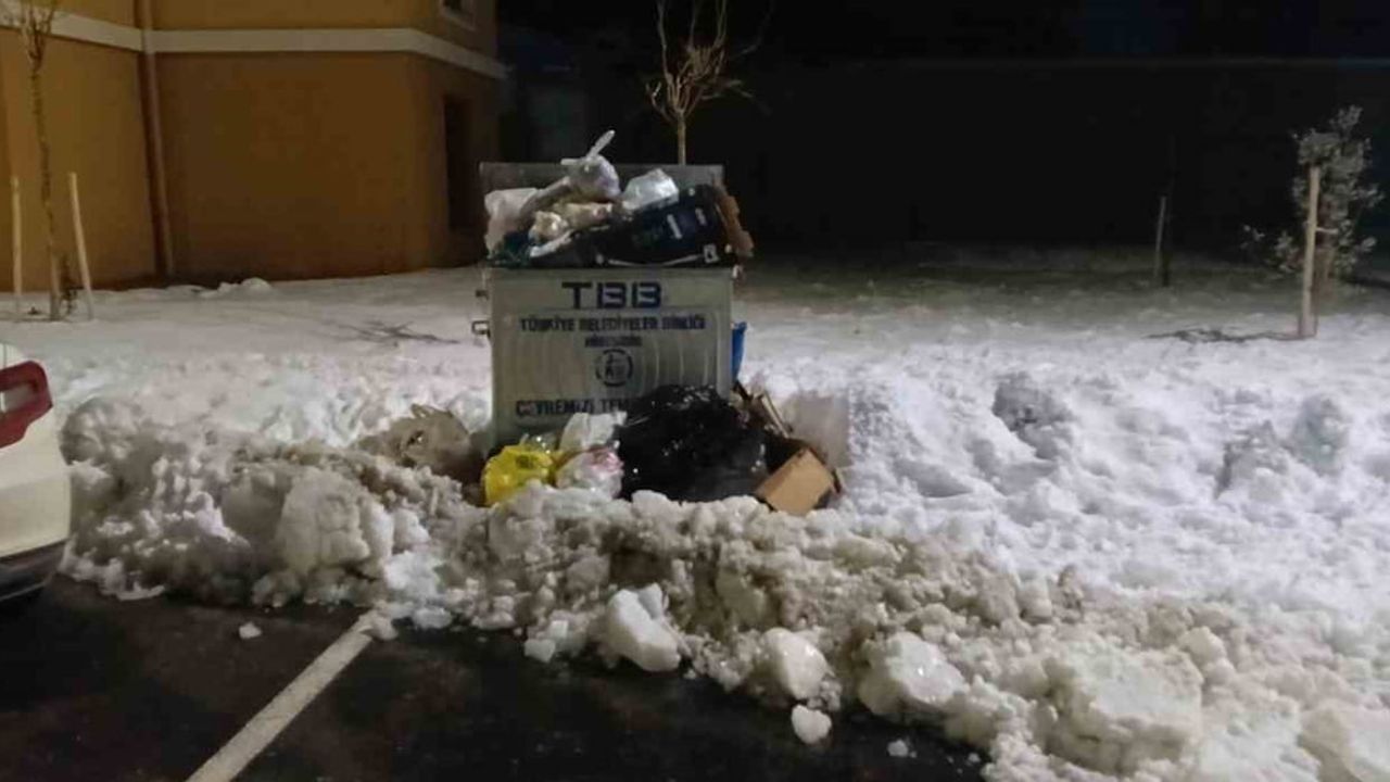 Gölbaşı'nda Çöp Sorunu Büyüyor