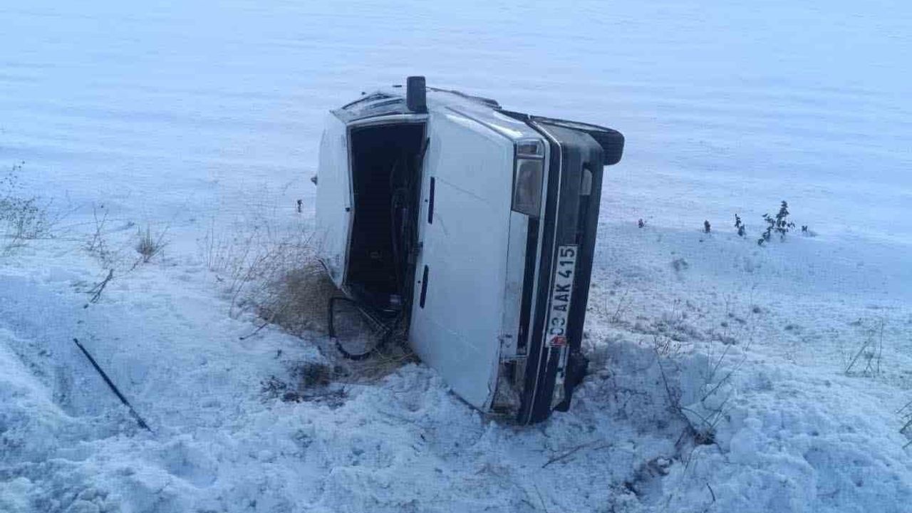 Gölbaşı'nda Kaygan Zemin Trafik Kazası: 1 Yaralı