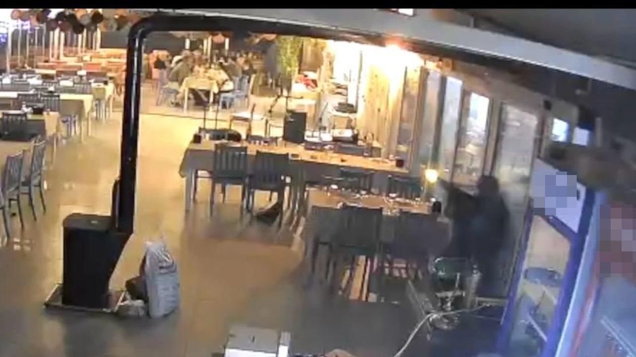 Gömeç'te Restorana Tüfekle Saldırı: 1 Ölü, 3 Yaralı