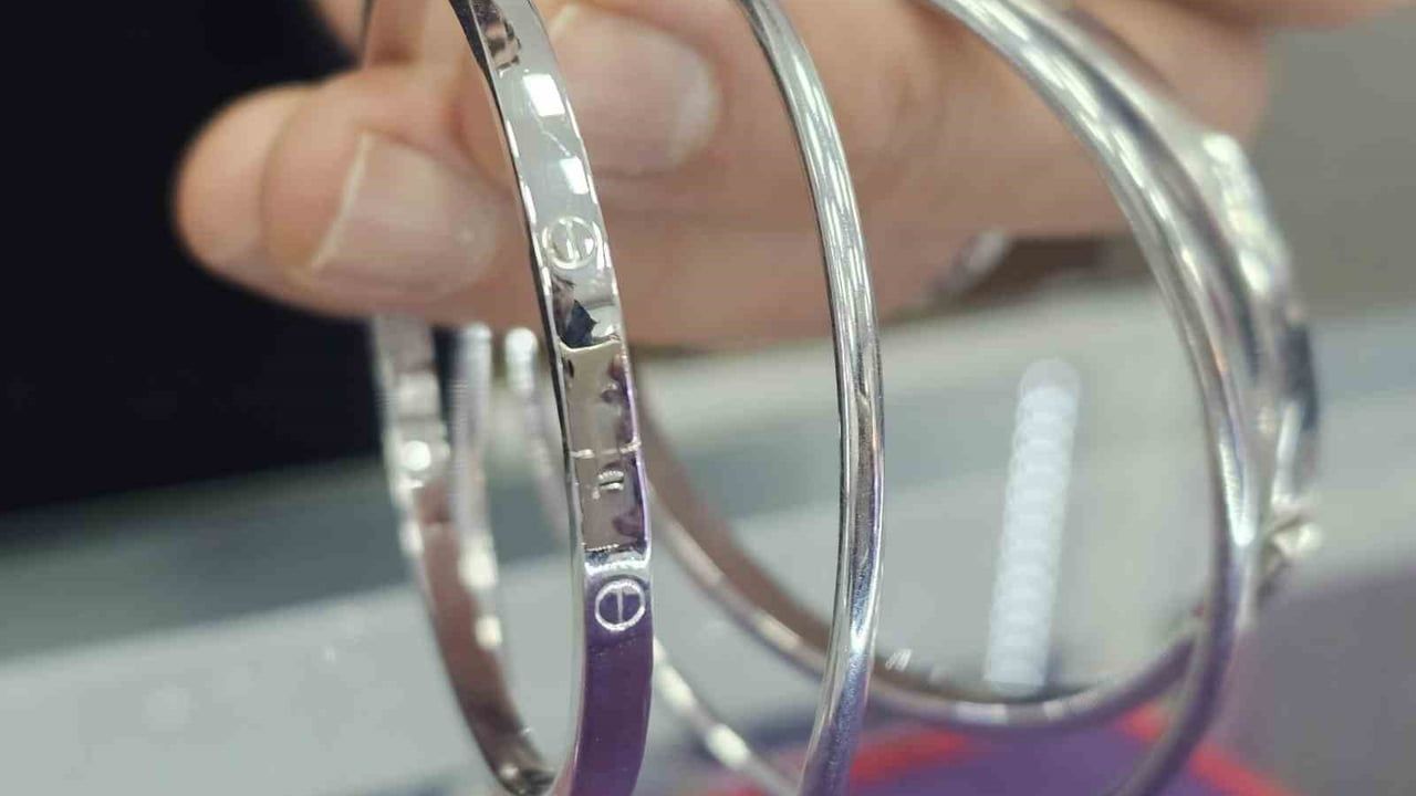 Gümüş Bilezikler Yükseliyor: Altının Yerini Alıyor