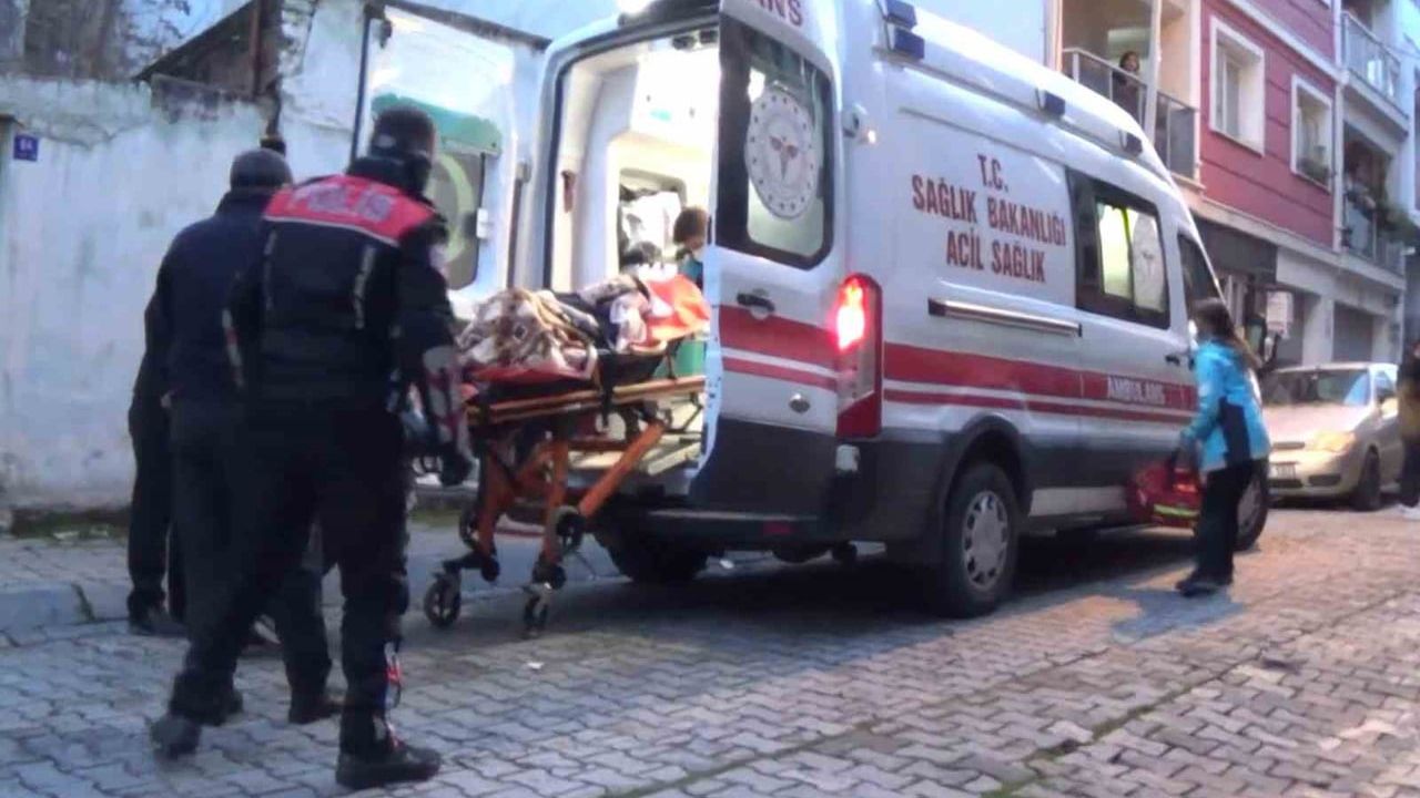 Haber Alamayan Yakının Yatağında Baygın Bulundu