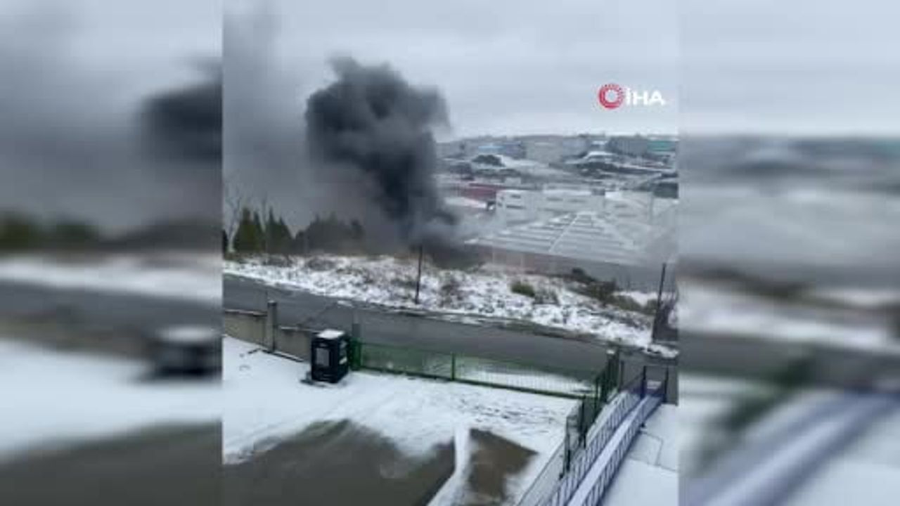 Hadımköy'deki Fabrikada Yangın Çıktı