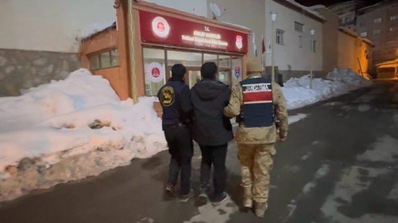 Hakkari'de 22 Yıl Hapis Cezası Bulunan Firari Yakalandı