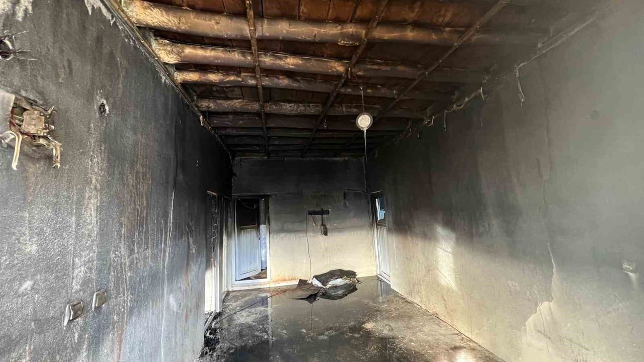 Hakkari'de Ev Yangını Paniği