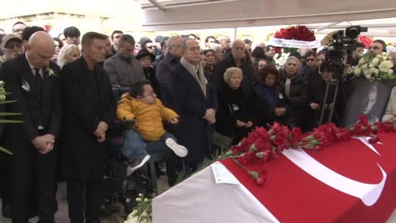 Haldun Dormen, Türk Tiyatrosunun Usta İsmi Son Yolculuğuna Uğurlandı