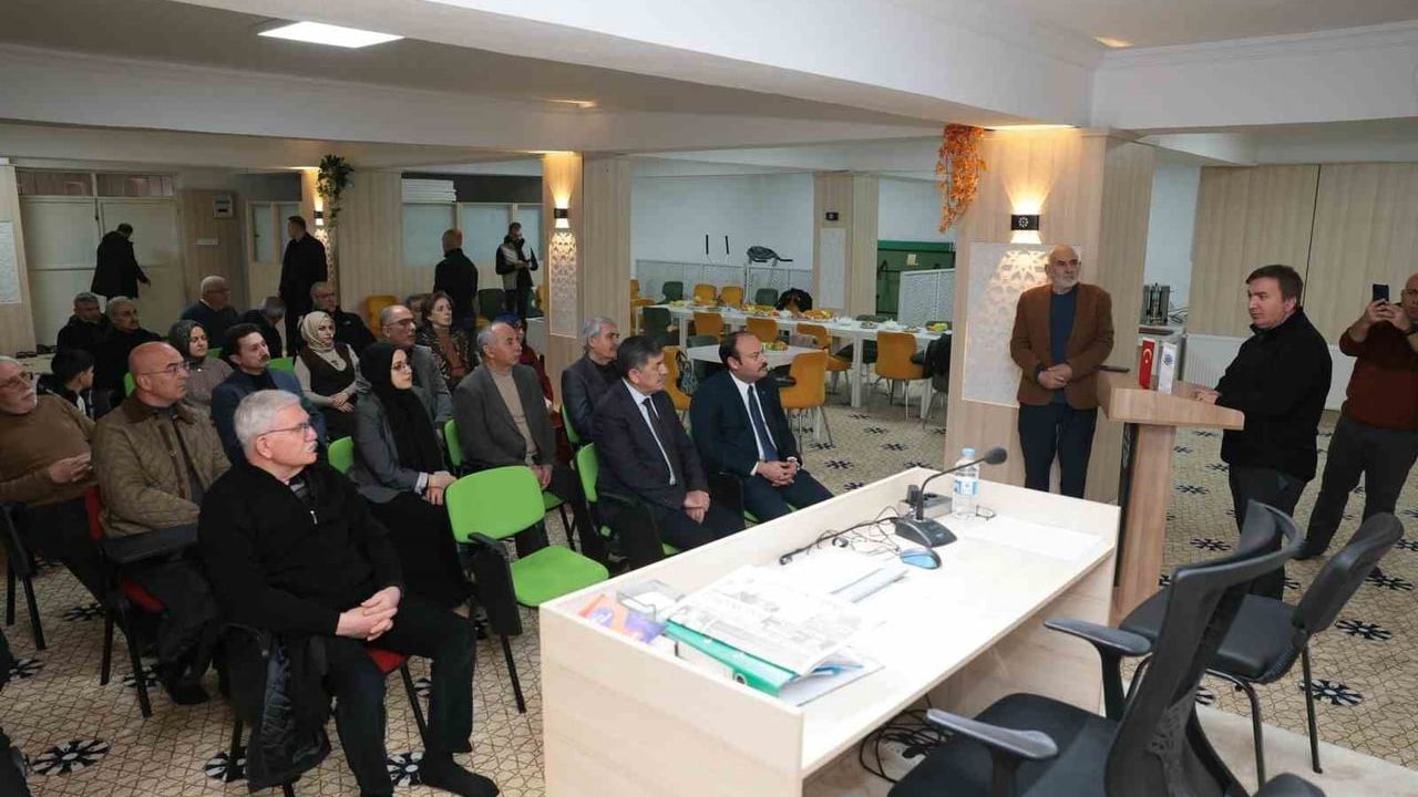 Halil İbrahim Özdemir Yeniden Yazarlar Birliği Başkanı