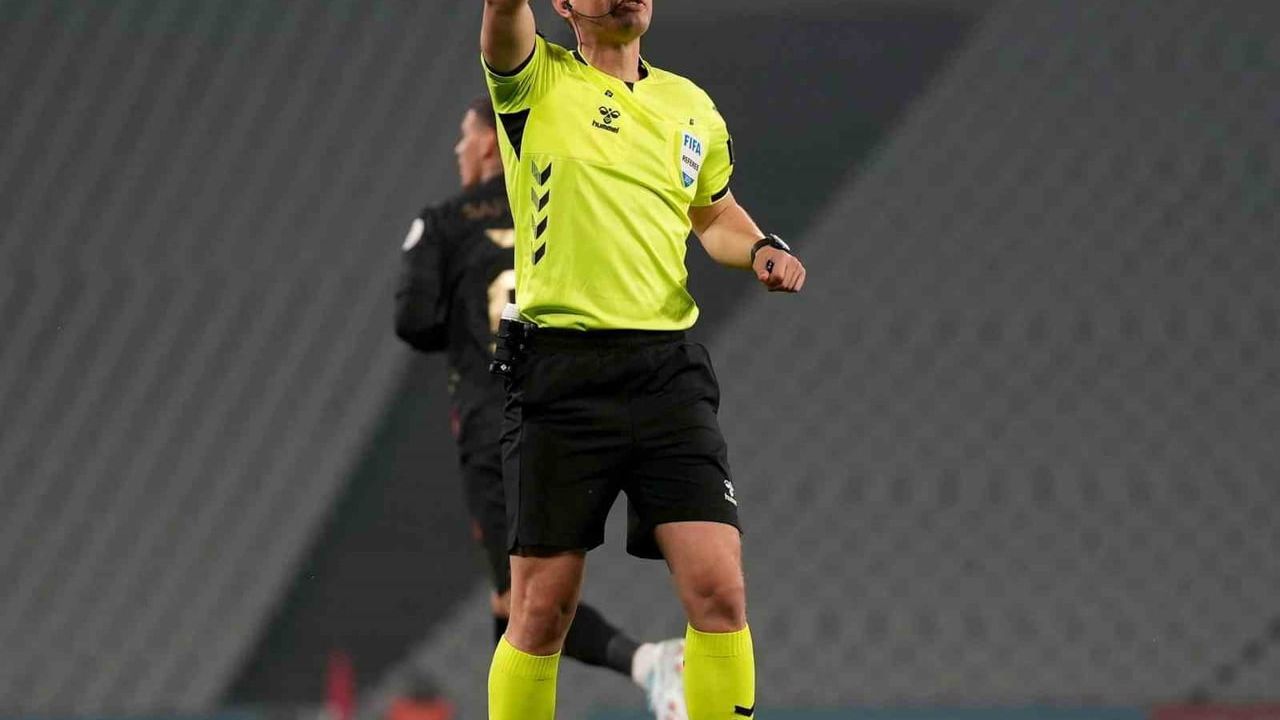 Halil Umut Meler UEFA Avrupa Ligi’nde Görev Alıyor