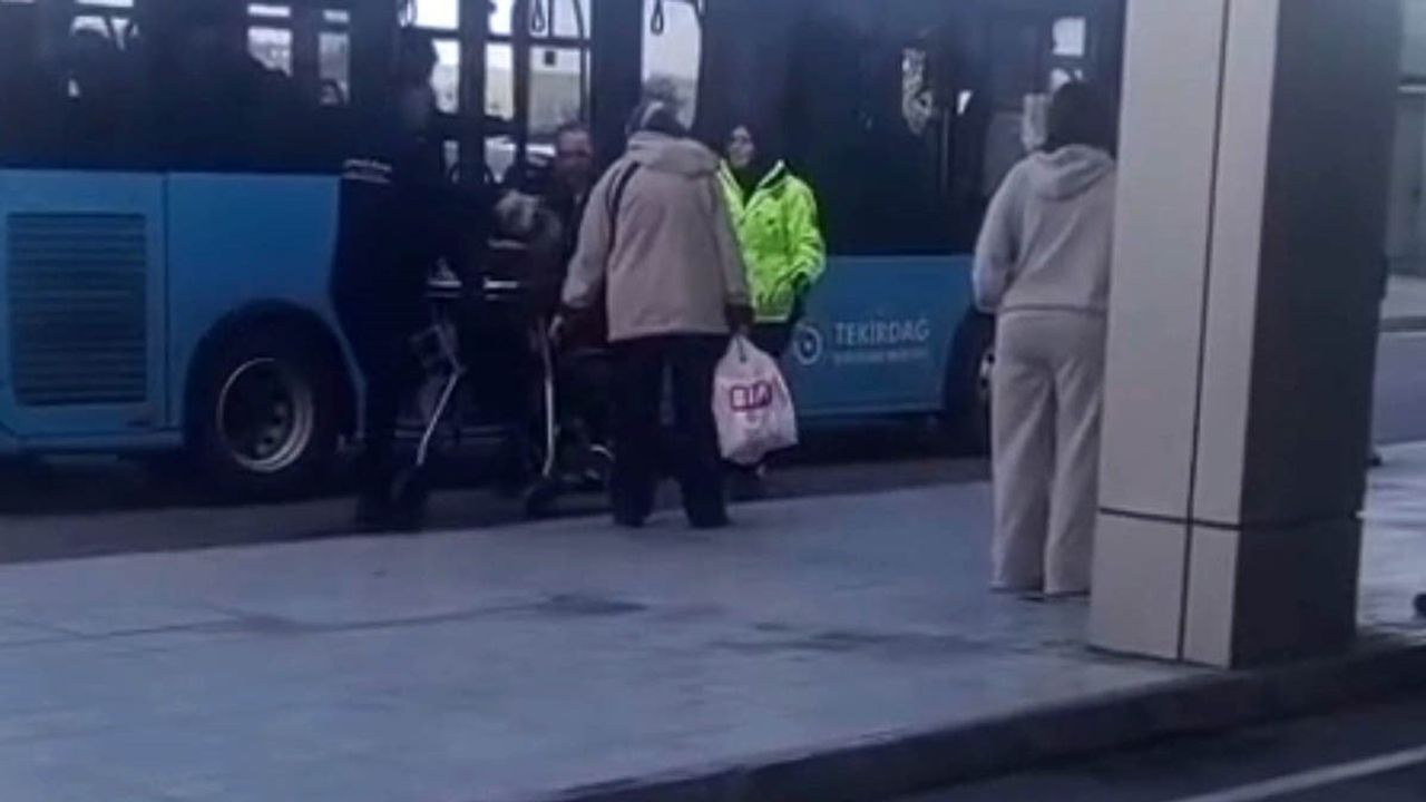 Halk Otobüsü Şoförü Kahramanlık Gösterdi: Kalp Krizindeki Yolcuyu Hastaneye Ulaştırdı