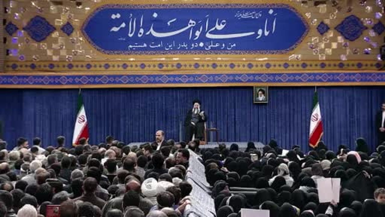 Hamaney'den Protestolar Üzerine Dikkat Çeken Açıklamalar