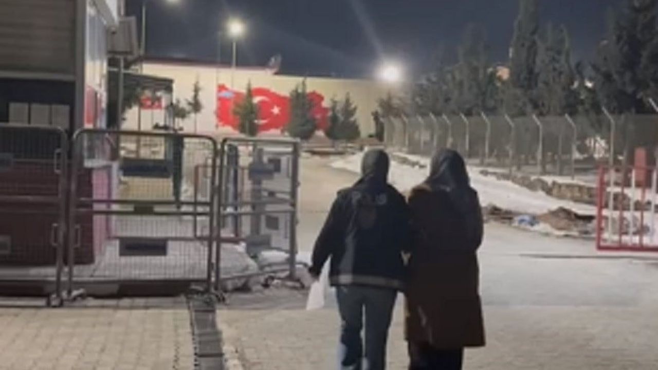 Hapis Cezası ile Aranan Kadın Kumlu’da Yakalandı