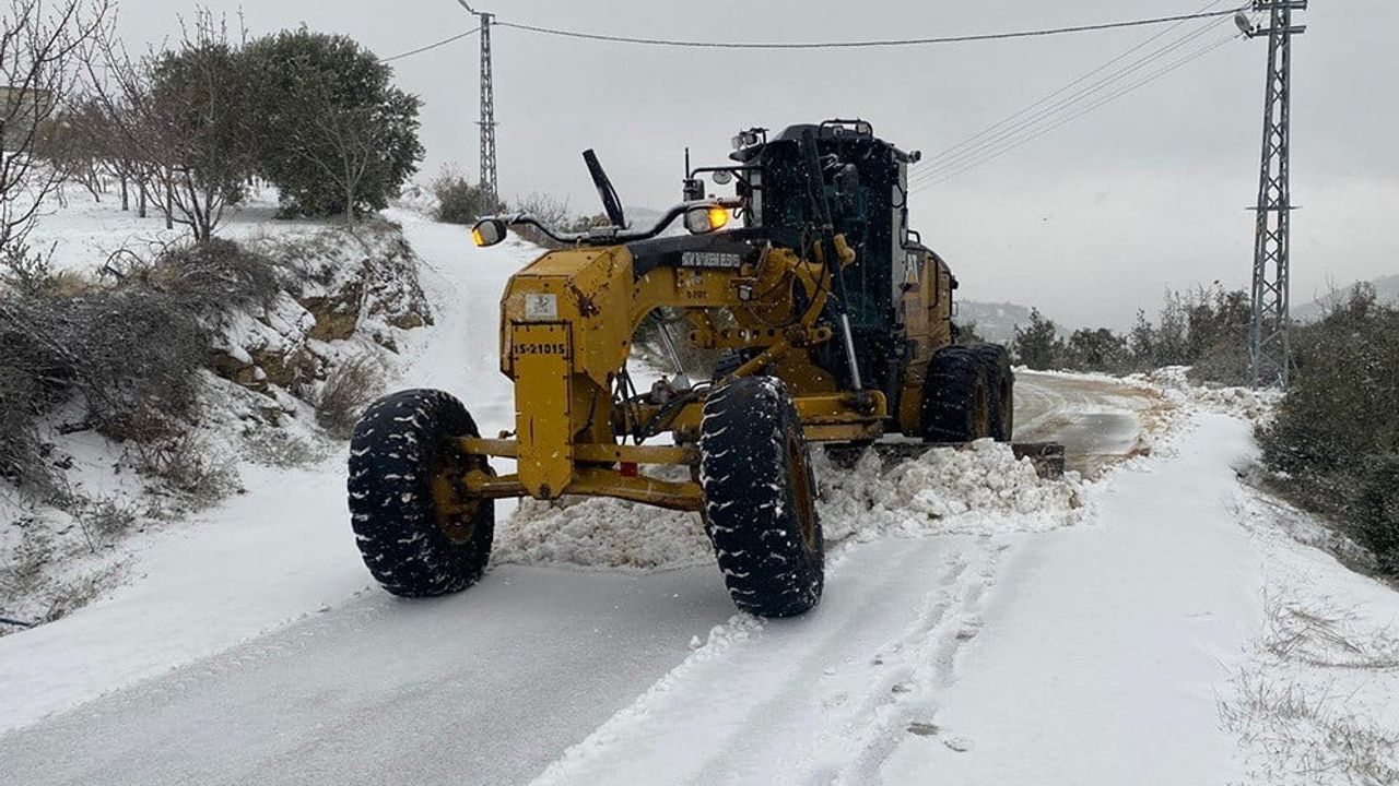 Hatay'da Karla Mücadele Süreci Devam Ediyor