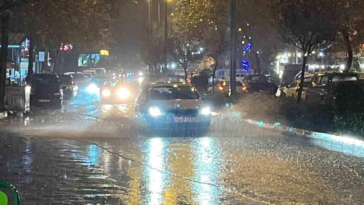 Hatay'da Yağmur ve Sis Etkili