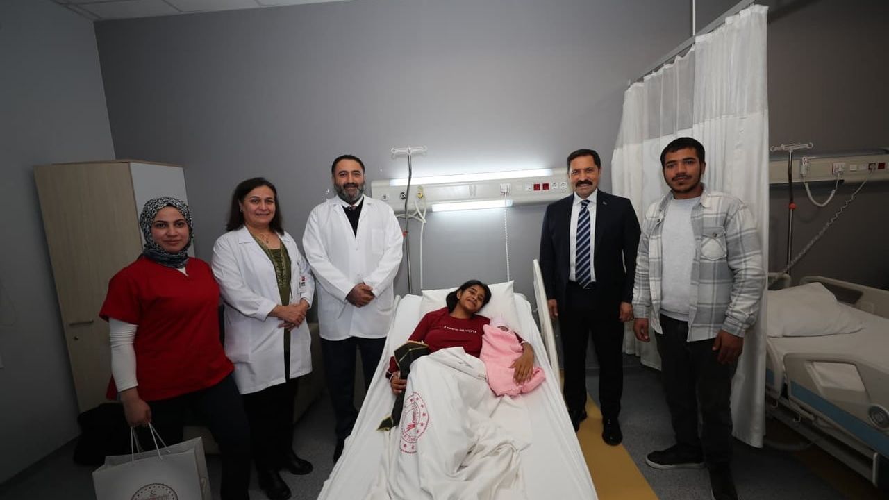 Hatay’da Yeni Yılın İlk Bebeği: Sultan Nare