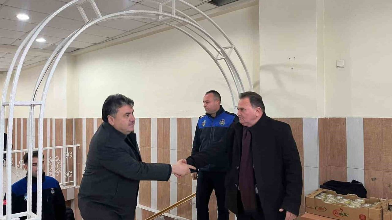 Havran Sebzeciler ve Meyveciler Esnaf Odası'nda Murat Hançer Yeniden Başkan