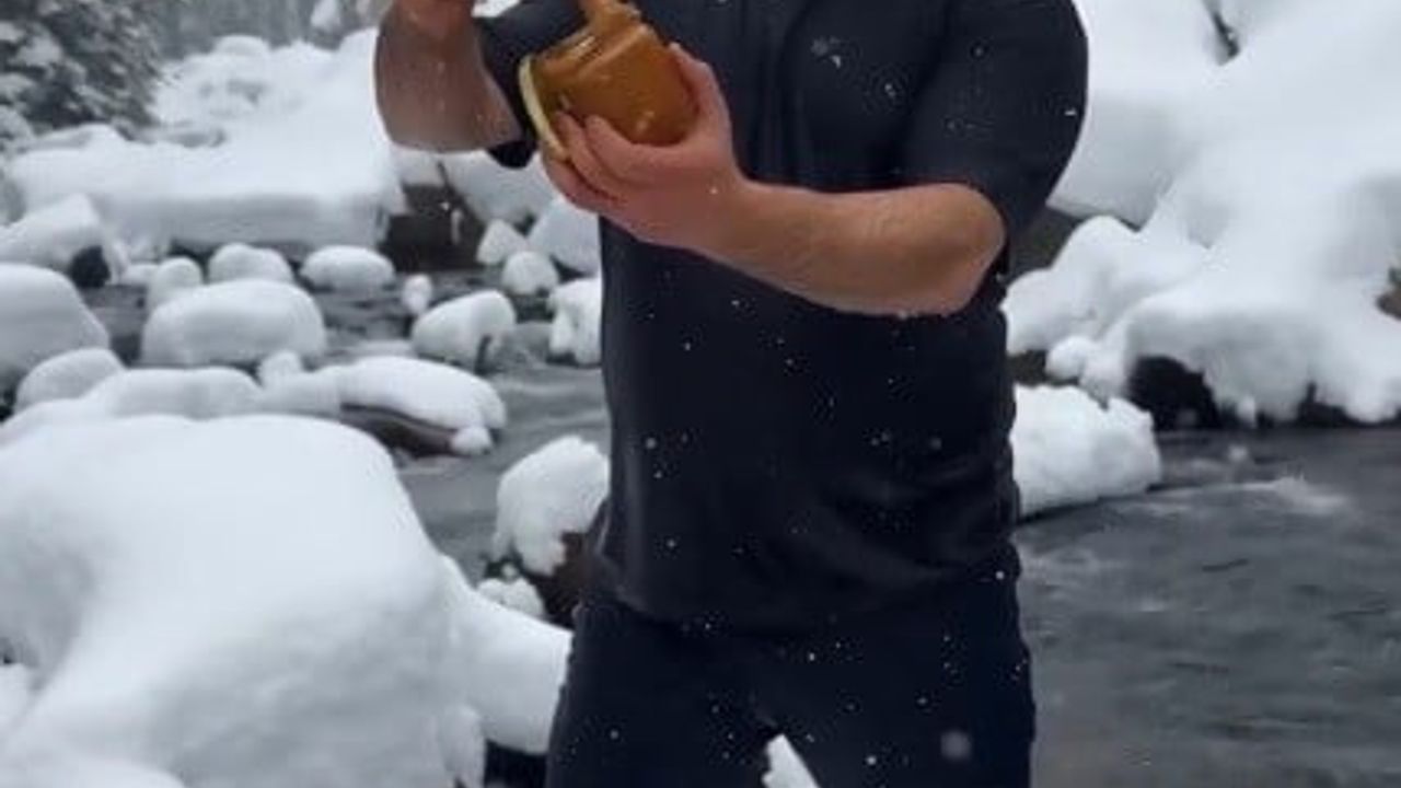 İbrahim Muratoğlu'nun Cesur Ürün Tanıtımı: Soğuk Dereye Girdi