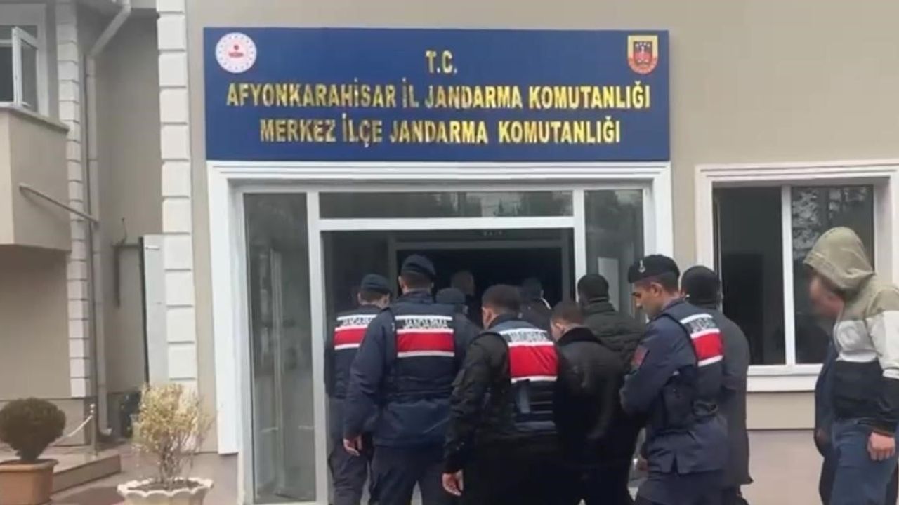 İçişleri Bakanı Yerlikaya'dan Kaçak Silah Operasyonu Açıklaması