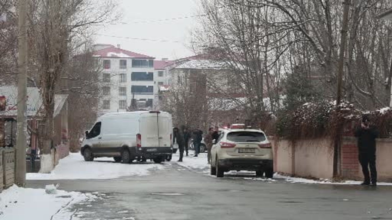 Iğdır'da Şüpheli Çanta Panik Yarattı