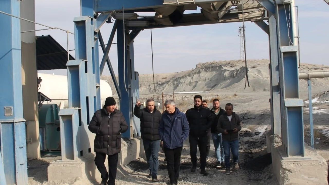 Iğdır İl Özel İdaresi Genel Sekreteri Ferhat Akkuş'tan Üretim Tesislerine Ziyaret