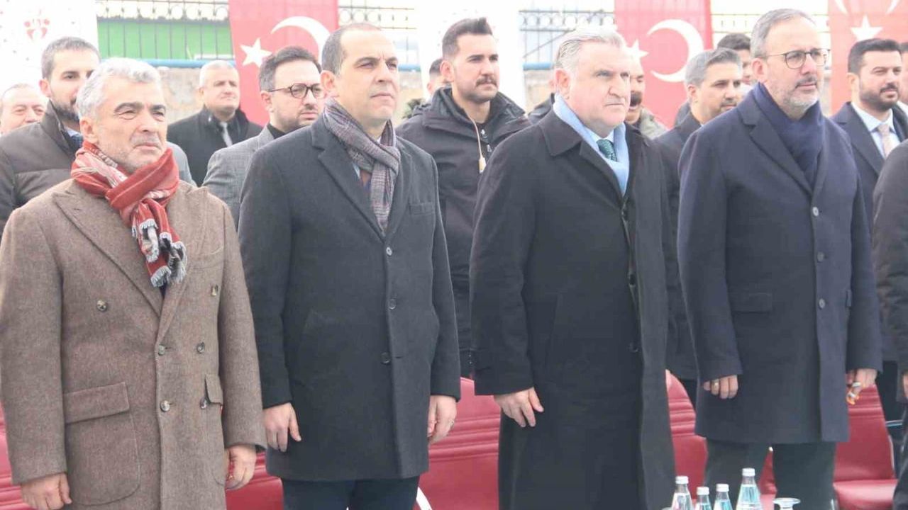 Iğdır'ın Yeni Şehir Stadyumu Açıldı
