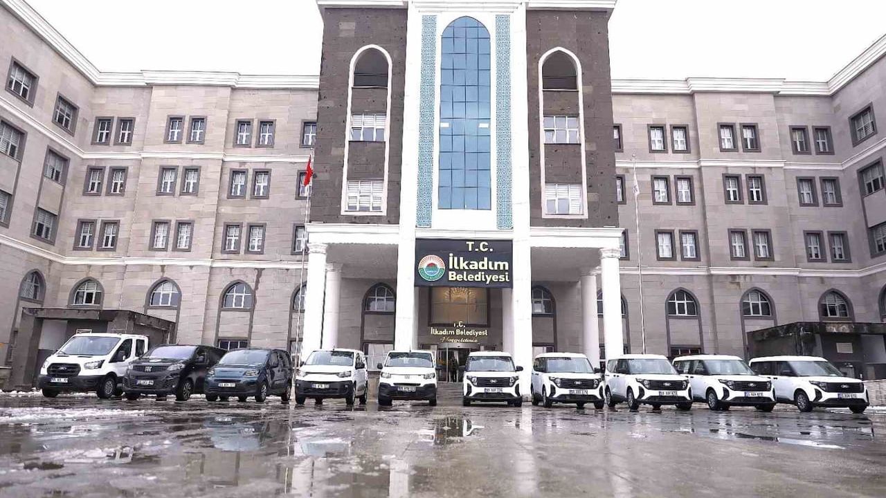 İlkadım Belediyesi Araç Filosunu Güçlendiriyor