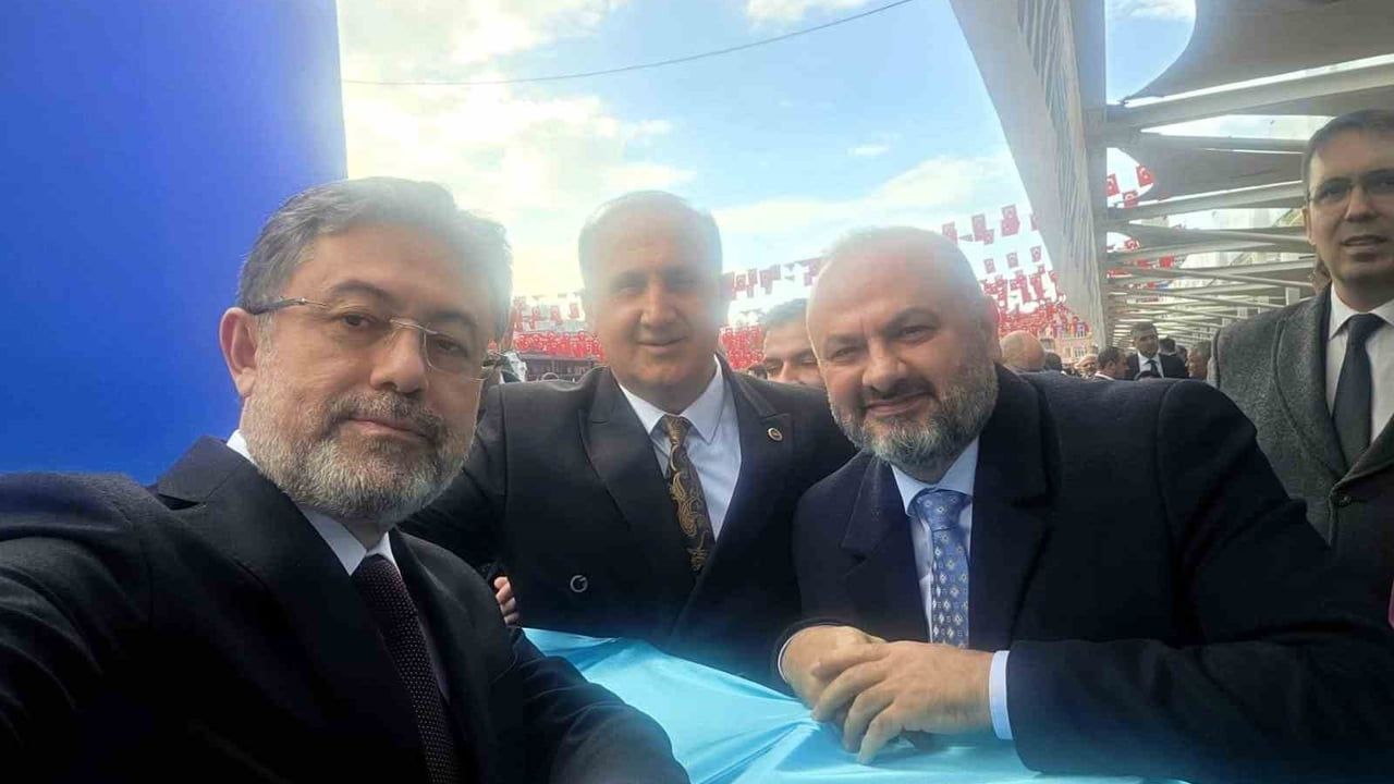 İncirliova'da Deve Güreşleri Gündemde