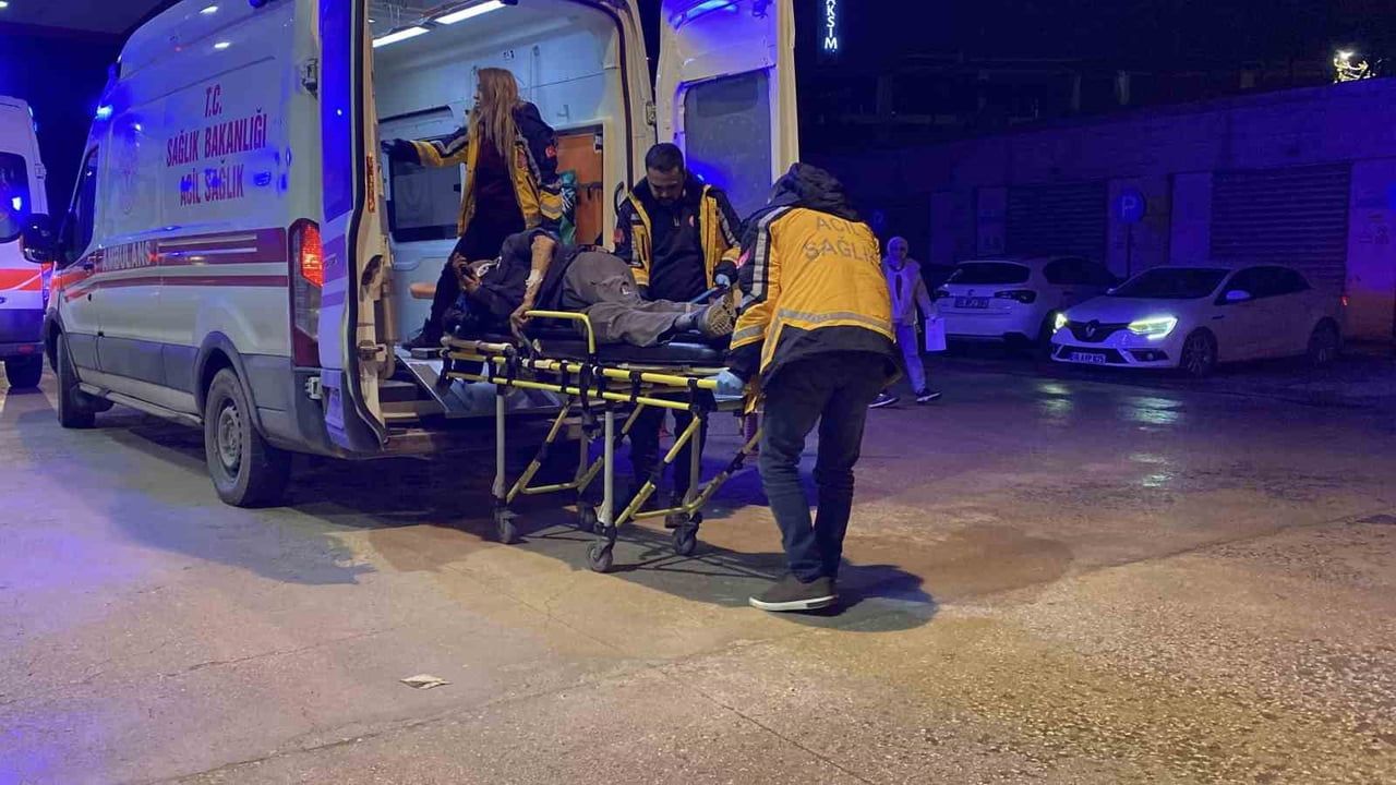 İnegöl OSB'de TIR Dorsesinden Düşme Kazası