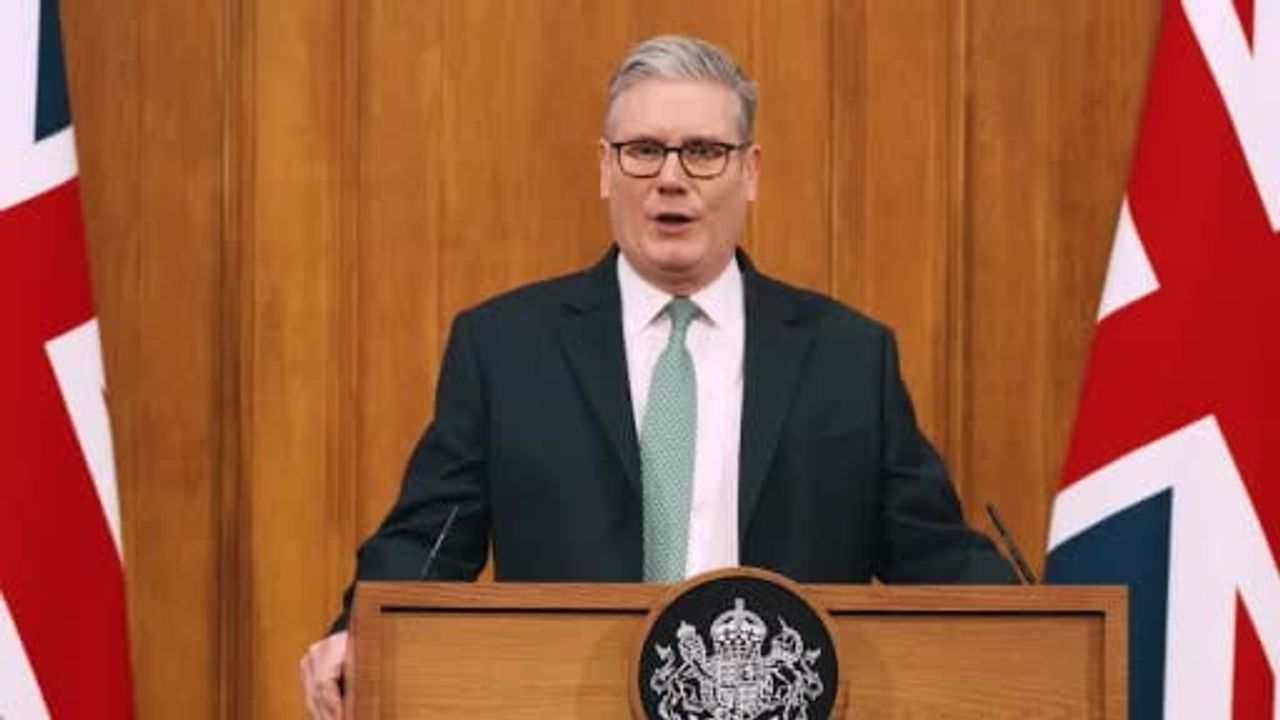 İngiltere Başbakanı Starmer'dan Tarife Savaşına Karşı Çıkış