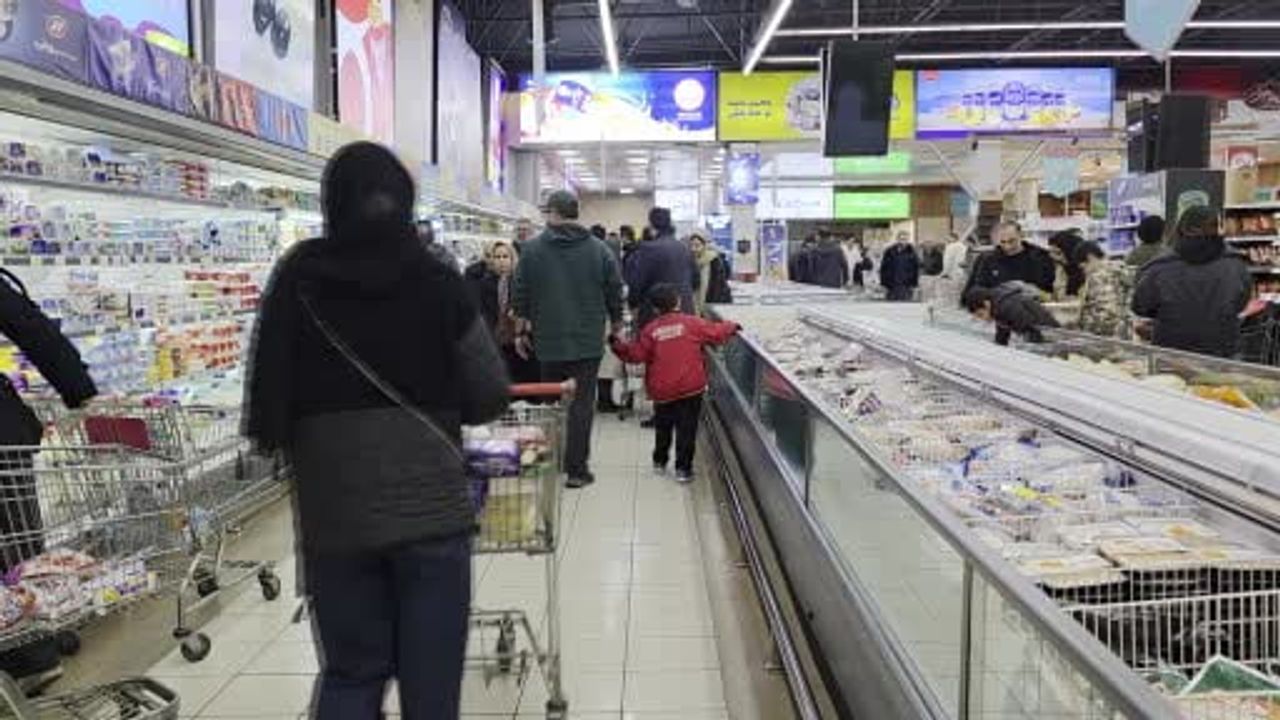 İran'da Yaşam Pahalılığıyla Mücadele: Kalabarg Uygulaması