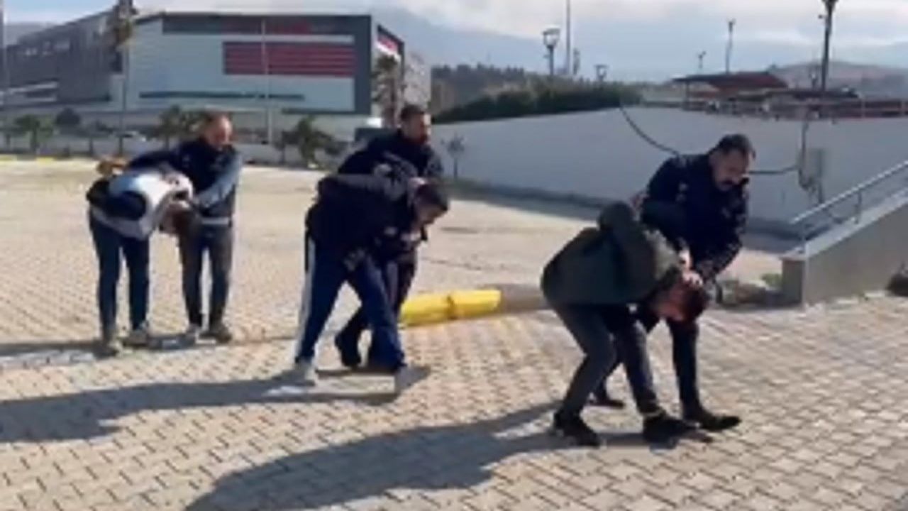 İskenderun'da Silahlı Yaralama Olayında 3 Şüpheli Tutuklandı