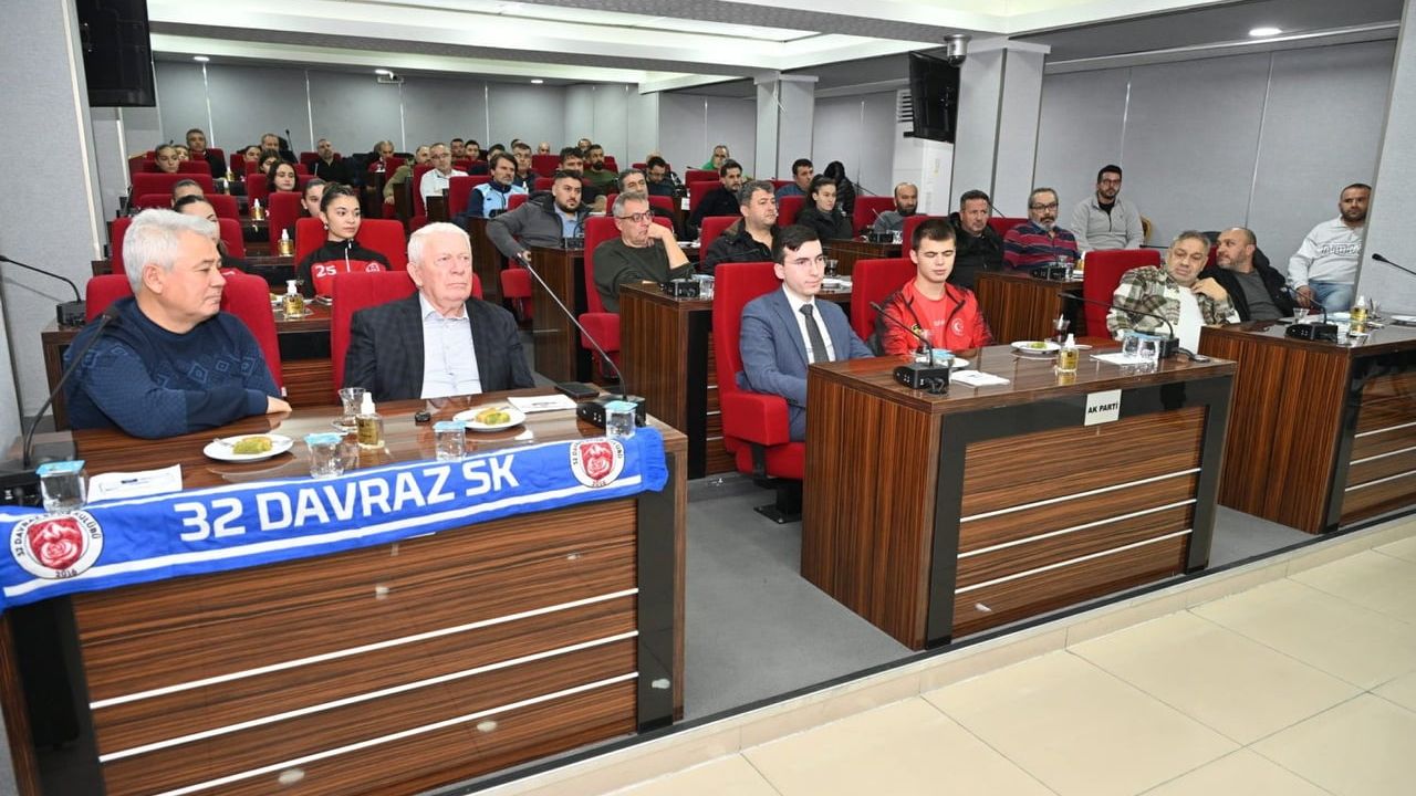 Isparta Belediyesi Amatör Spor Kulüplerine Desteklerini Arttırıyor