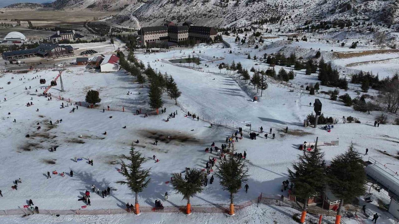 Isparta Belediyesi’nden Sömestir Tatiline Özel Davraz Sürprizi