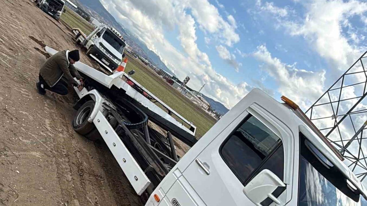 Isparta'da Trajikomik Çamur Kurtarma Operasyonu