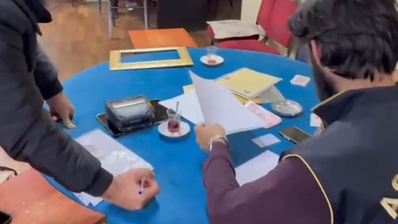 İstanbul'da Masaj Salonlarına Fuhuş Operasyonu