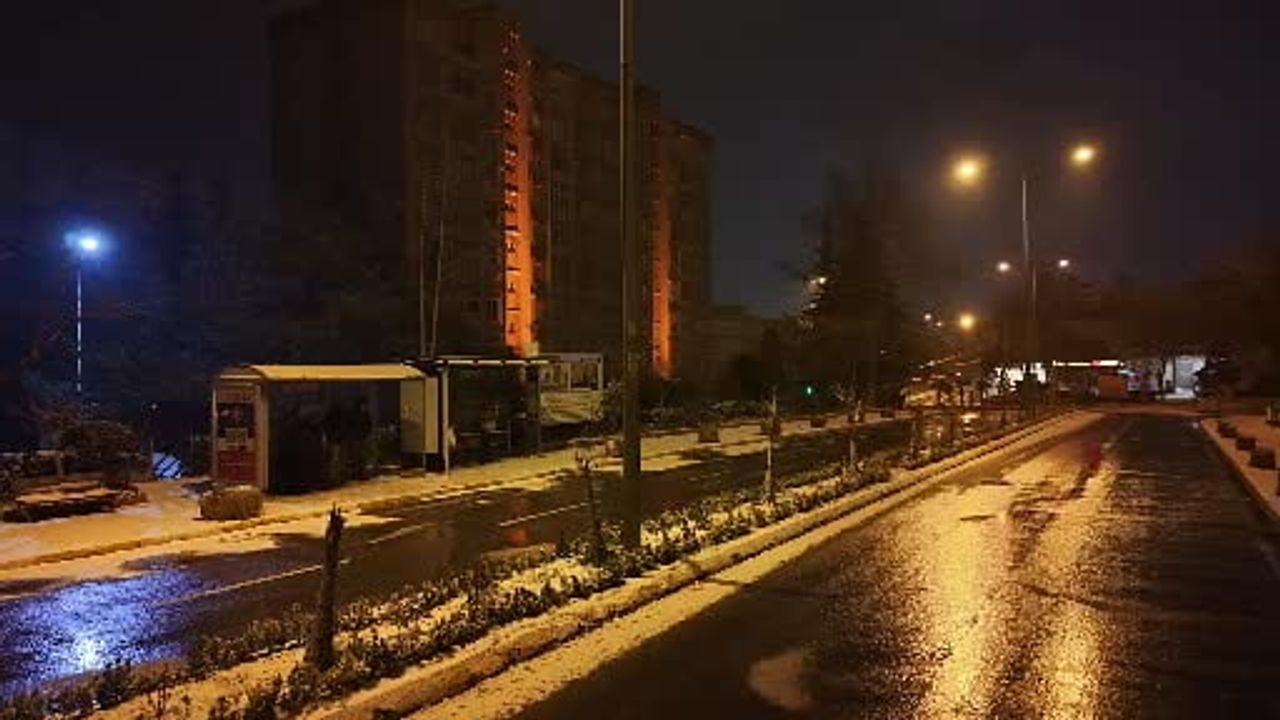 İstanbul'daki Kar Yağışı Havadan Görüntülendi