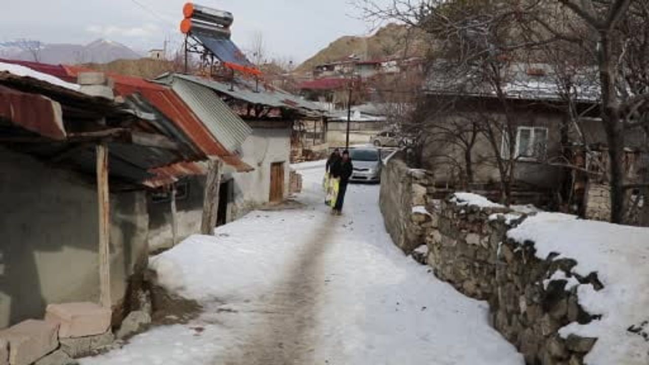 İstanbul'dan Oltu'ya Hayvanseverlik Desteği