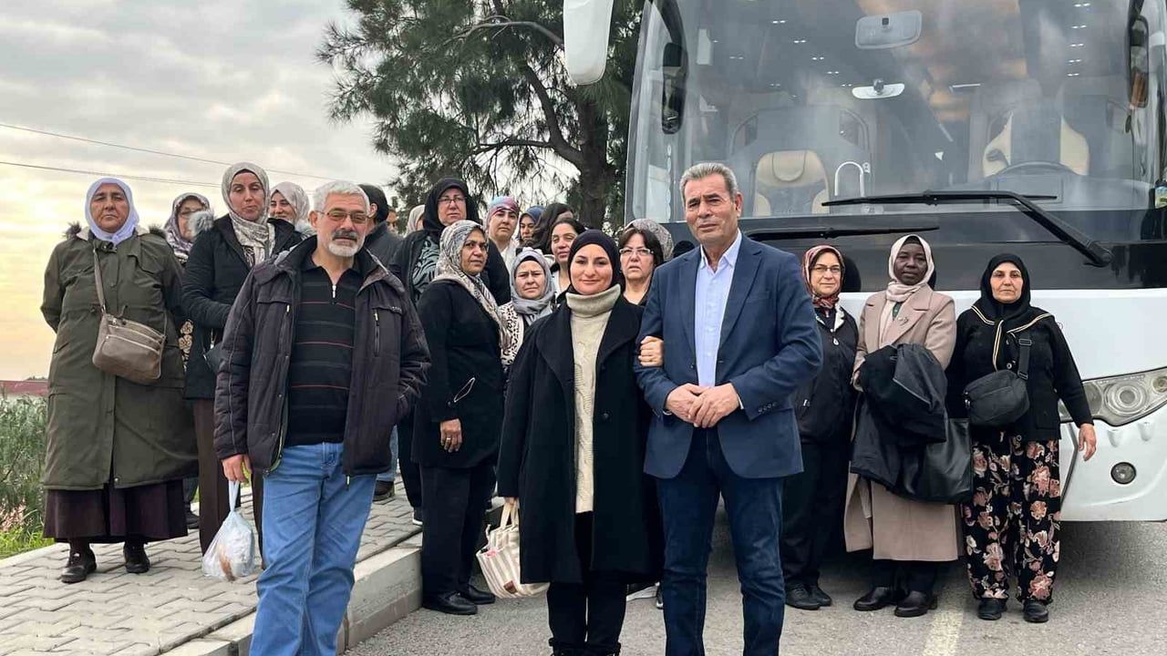 İzmir Büyükşehir Belediyesi Kadınları Nergis Festivali ile Buluşturdu