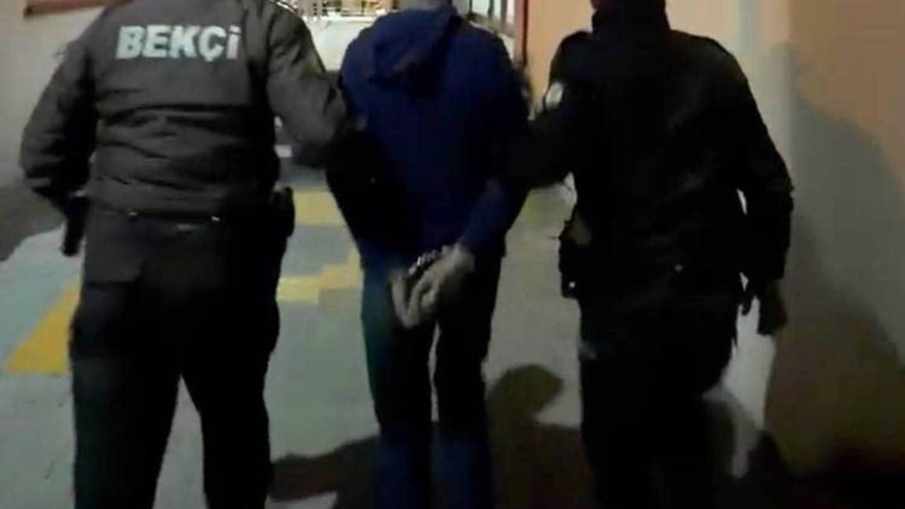 İzmir'de 33 Dosyadan Aranan Hükümlü Yakalandı