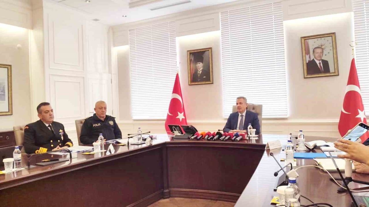 İzmir'de Güvenlik Önlemleri Suç Oranını Düşürdü