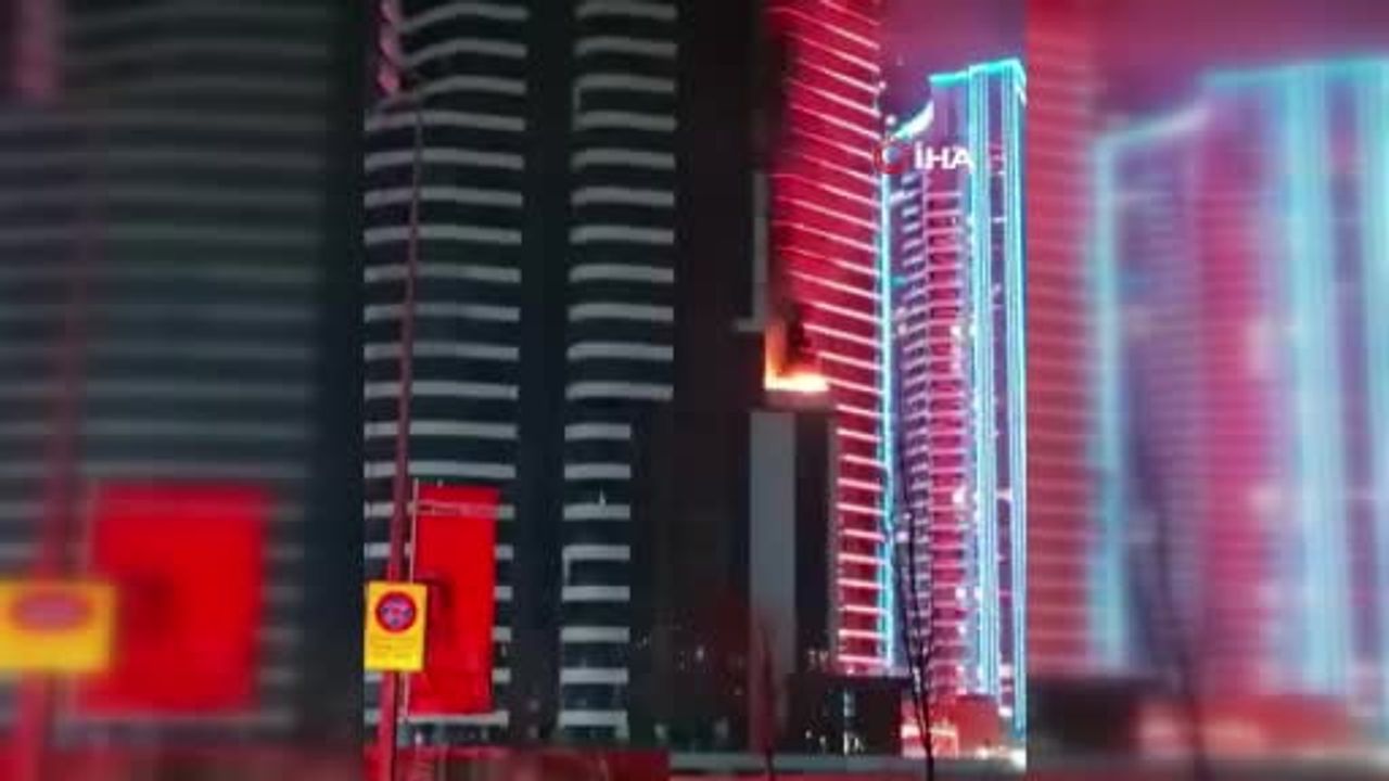 İzmir'de Lüks Yapıda Yangın Korkusu Yaşandı