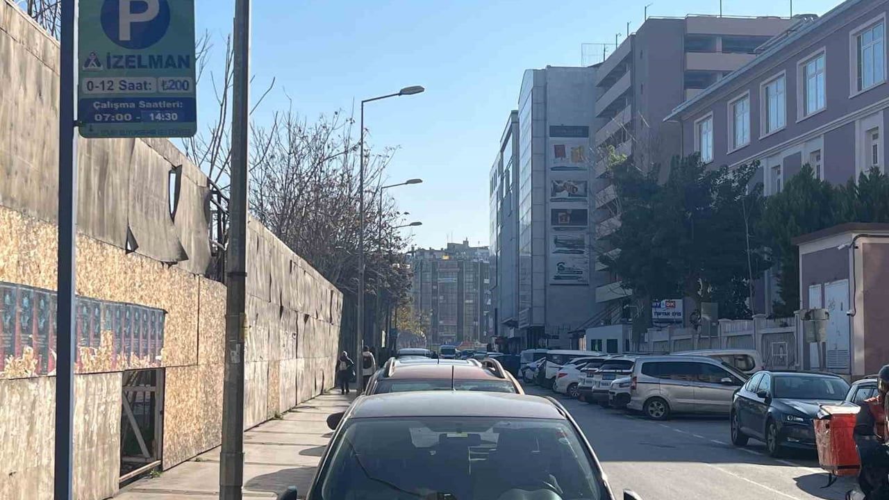 İzmir'de Otopark Ücretlerine Tarihsel Artış Gerçekleşti