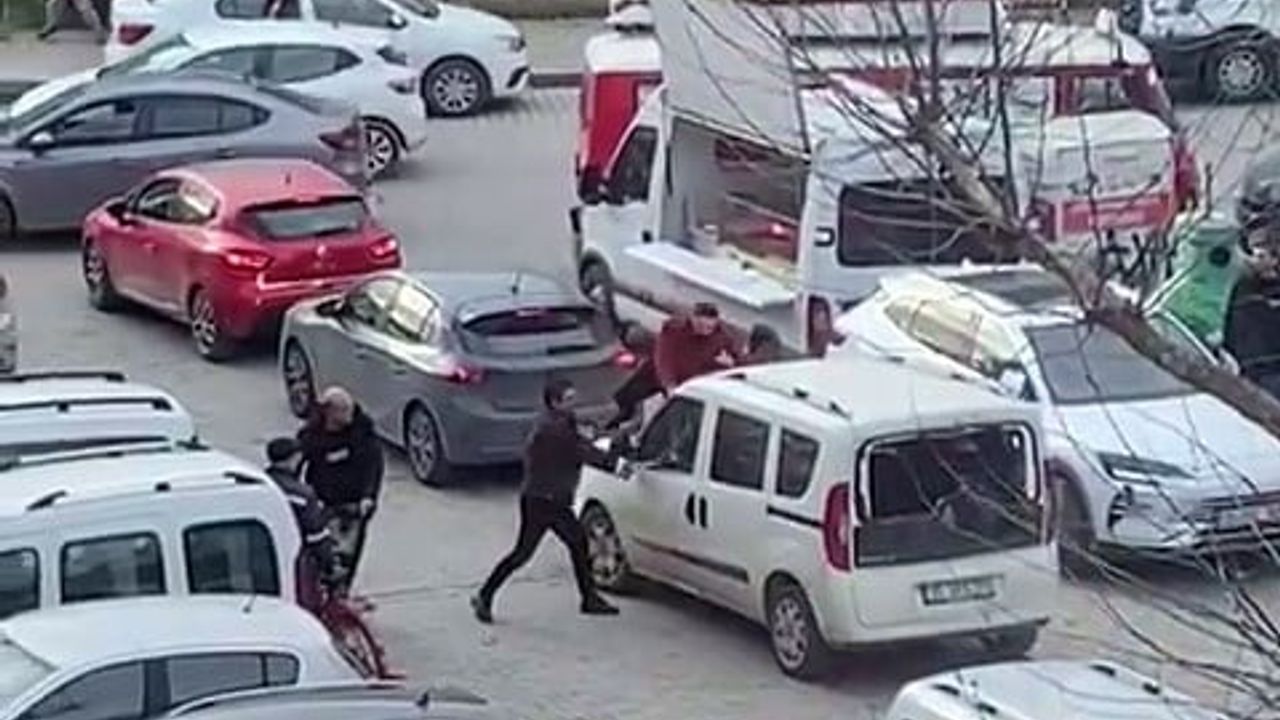İzmir'de Polis Merkezinde Sopalı Darp Olayı
