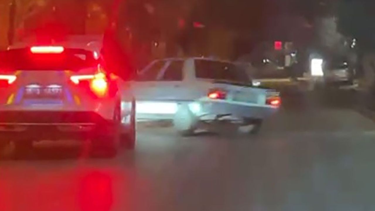 İzmir'de Polisten Kaçarken Kaza Yapan Sürücü Gözaltına Alındı