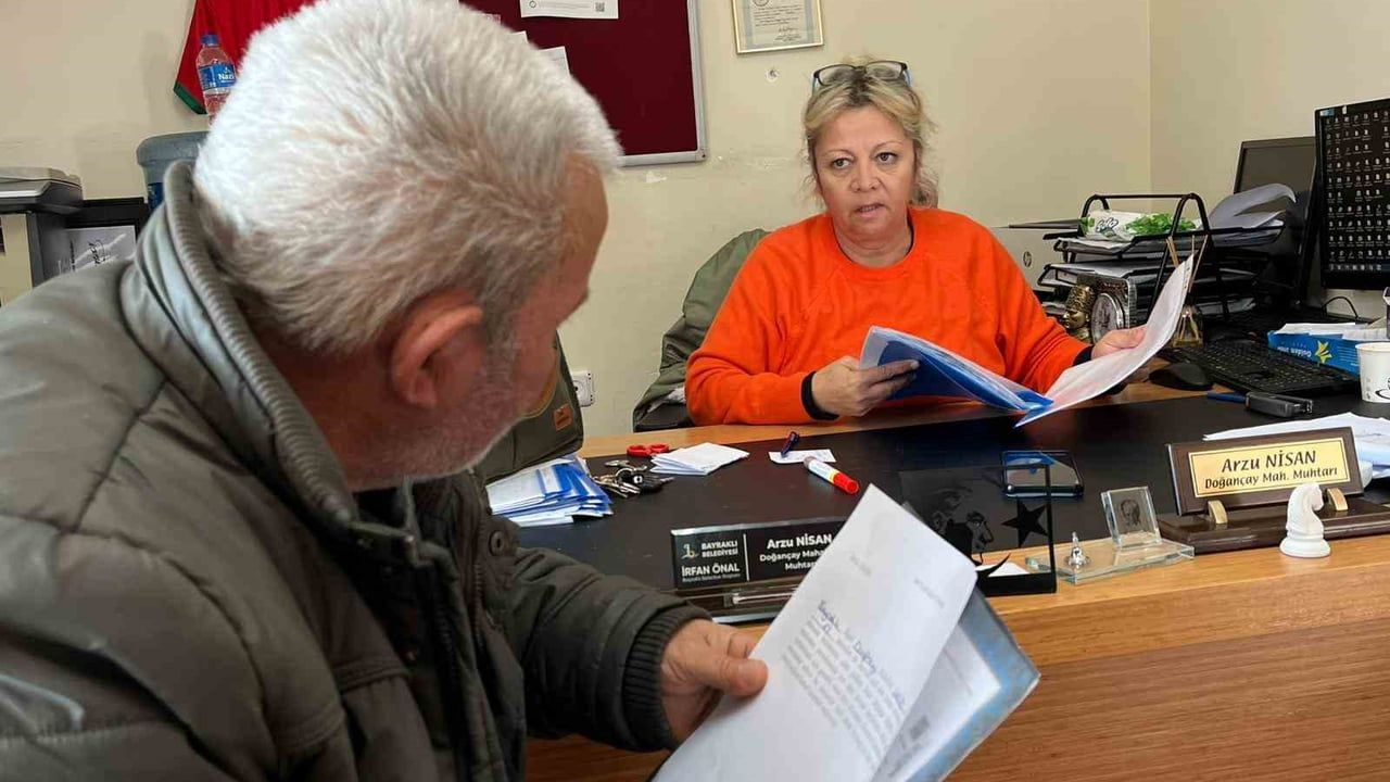 İzmir'in Tek Kraliçesi: Arzu Nisan ve Özgün Muhtarlık Hikayesi