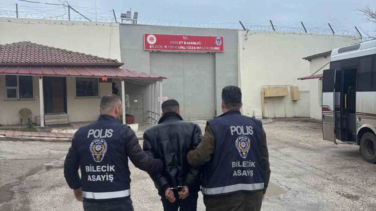 Jandarma Kılığındaki Dolandırıcı Yakalandı