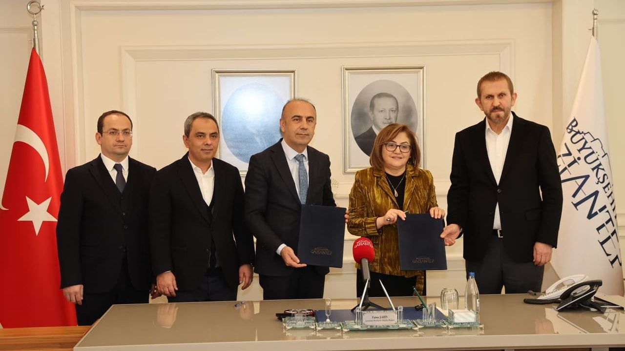 Kapalı Spor Salonunun Protokolü İmzalandı